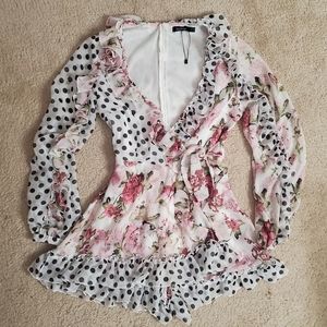 Boohoo Polka Dot & Floral Ruffle Romper (Size 4)